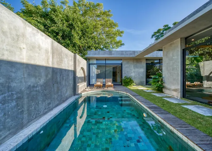 Villa 2 Bedroom Entire Place Isa *